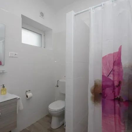 גיולה Happy Moments Apartman מראה חיצוני תמונה